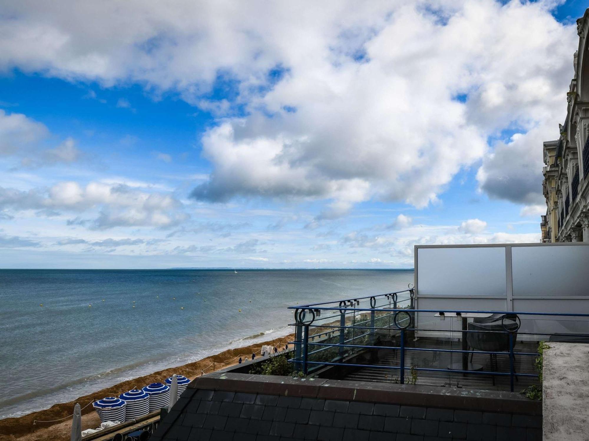 Le Grand Hotel De Cabourg - Mgallery Hotel Collection Exterior foto